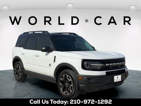 Used 2022 Ford Bronco Sport Outer Banks w/ Tech Package image 8