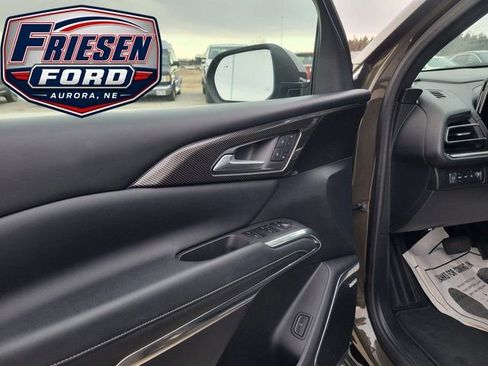 Used 2024 Chevrolet Traverse RS AWD/4WD image 12