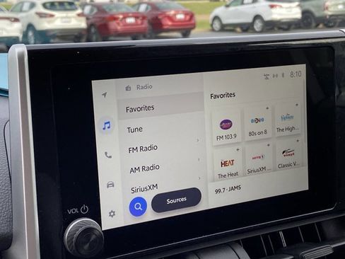 Used 2025 Toyota RAV4 XLE image 37