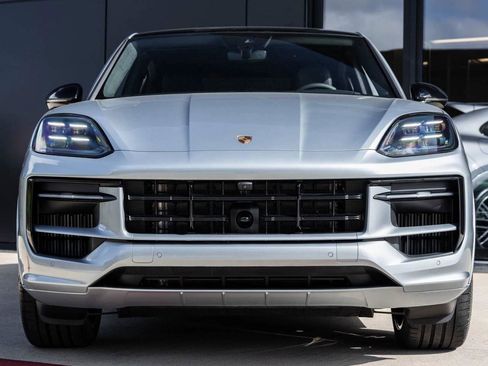 New 2025 Porsche Cayenne S image 56