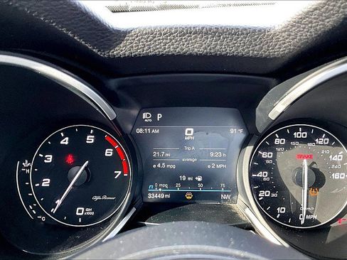 Used 2020 Alfa Romeo Stelvio Sport w/ Quick Order Package 22K Sport RWD image 19