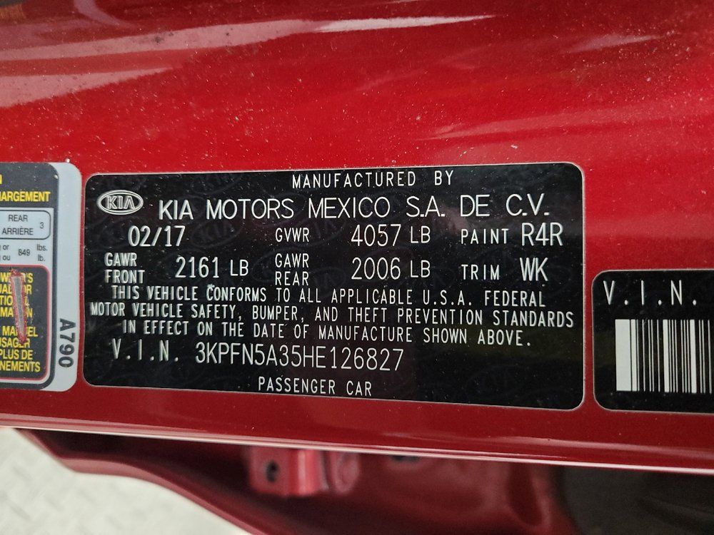 Used 2017 Kia Forte SX FWD image 33
