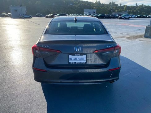 Used 2023 Honda Civic Sport image 11