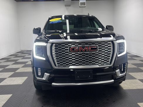 Used 2023 GMC Yukon XL Denali w/ Denali Reserve Package RWD image 25