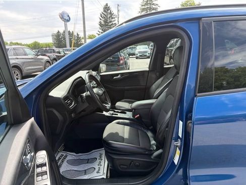 Used 2023 Ford Escape ST-Line Select AWD/4WD image 19