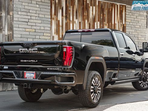 Used 2025 GMC Sierra 2500 Denali Ultimate w/ Max Trailering Package AWD/4WD image 7