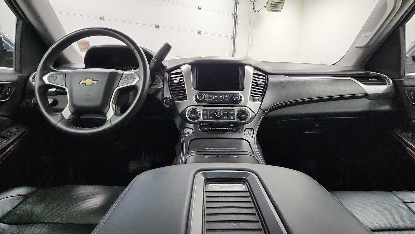 Used 2017 Chevrolet Tahoe Premier AWD/4WD image 28