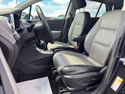 Used 2015 Chevrolet Trax LTZ AWD/4WD image 9