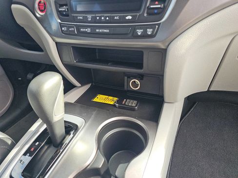 Used 2017 Honda Ridgeline RTS image 29