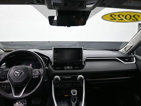 Used 2022 Toyota RAV4 Limited image 39