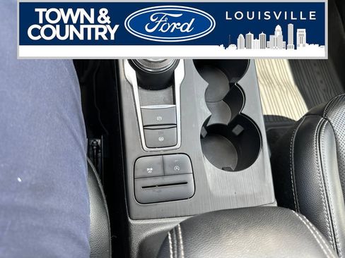 Used 2022 Ford Escape SEL AWD/4WD image 16