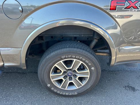 Used 2016 Ford F150 XLT w/ Equipment Group 302A Luxury AWD/4WD image 10