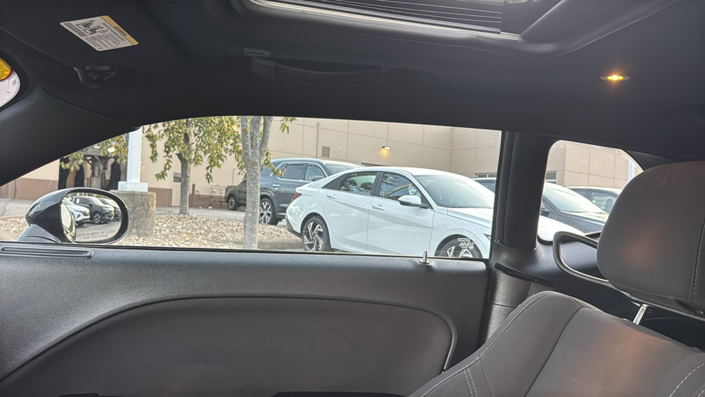 Used 2018 Dodge Challenger SXT RWD image 26