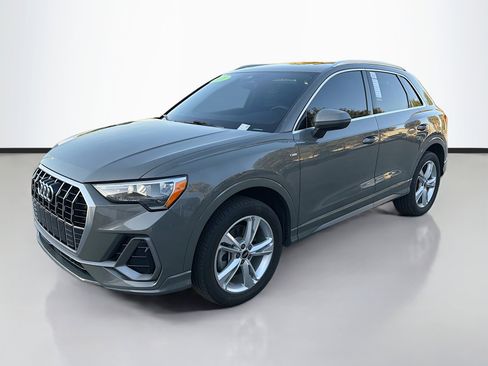 Used 2021 Audi Q3 2.0T Premium w/ Convenience Package image 7