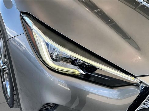 Used 2019 INFINITI QX50 Essential w/ Sensory Package FWD image 26