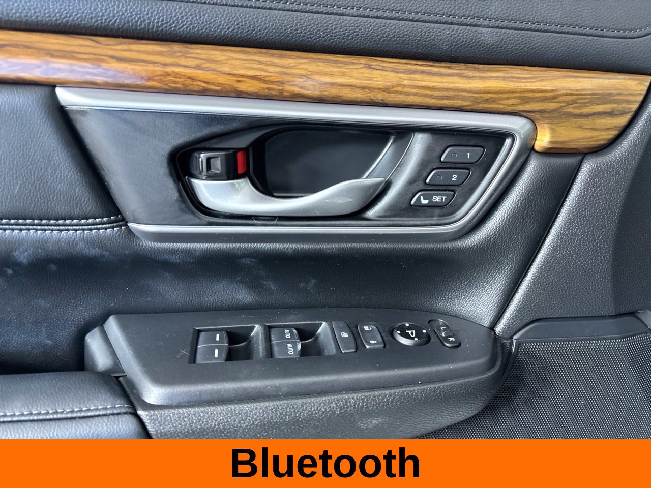 Used 2020 Honda CR-V Touring image 11