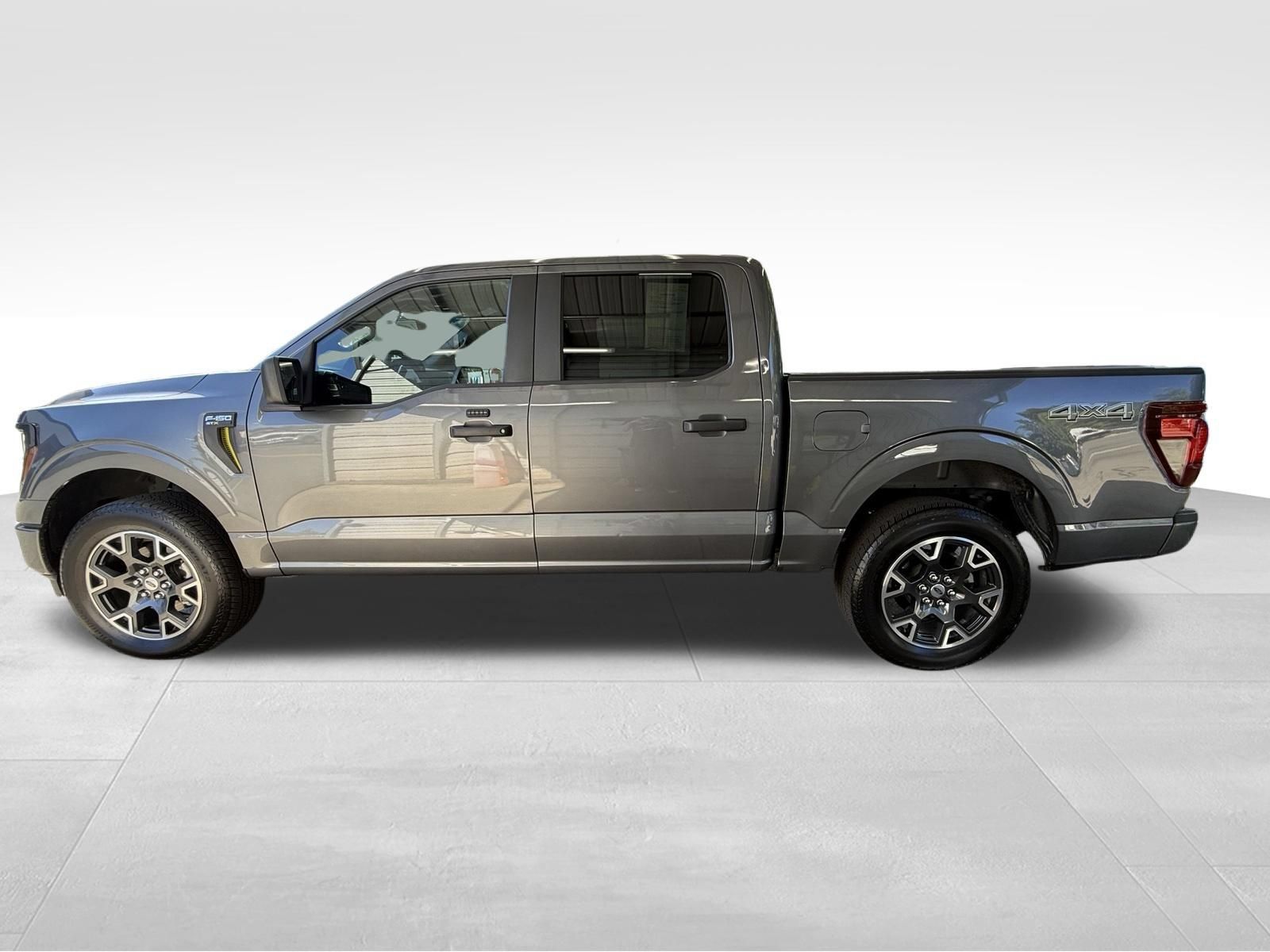 Used 2024 Ford F150 STX AWD/4WD image 9