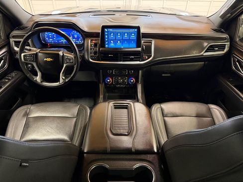 Used 2022 Chevrolet Suburban LT AWD/4WD image 25
