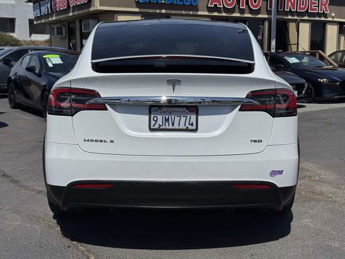 Used 2018 Tesla Model X AWD/4WD image 14