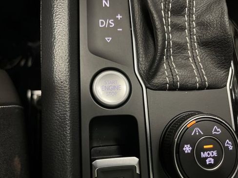 Used 2023 Volkswagen Atlas SEL Premium image 24