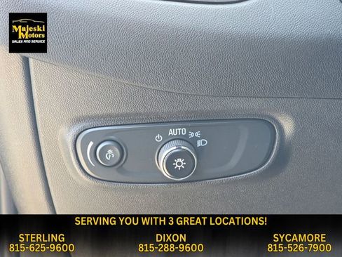 Used 2023 Chevrolet Equinox LT image 21