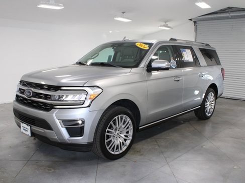 Used 2024 Ford Expedition Max Limited image 4