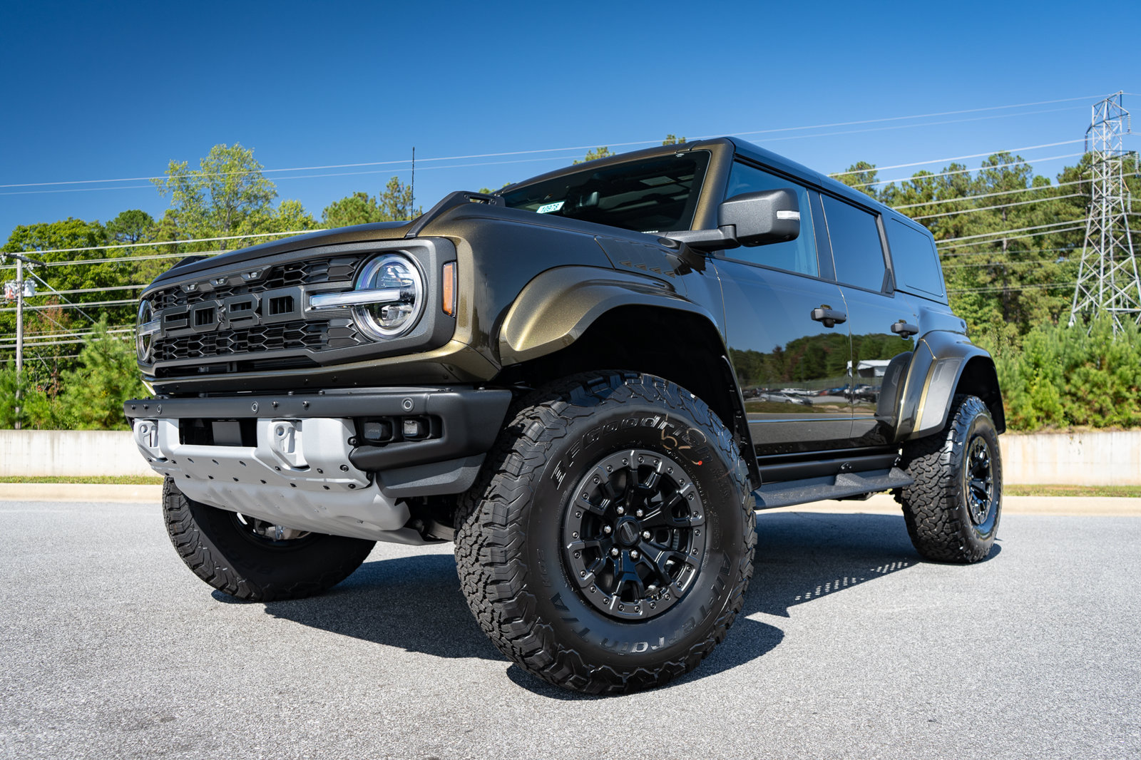 New 2026 Ford Bronco Raptor w/ Interior Carbon Fiber Pack AWD/4WD image 5