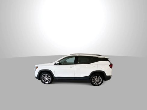Used 2024 GMC Terrain SLT AWD/4WD image 5