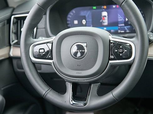 New 2026 Volvo XC90 B6 Plus w/ Protection Package Premier image 27