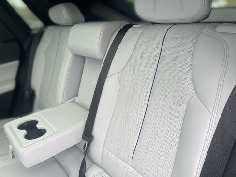 Certified 2024 Cadillac Lyriq Luxury AWD/4WD image 38