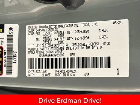 Used 2024 Toyota Sequoia Platinum AWD/4WD image 32