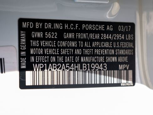 Used 2017 Porsche Macan S image 56