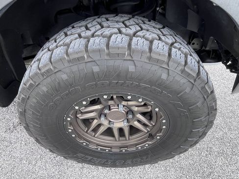 Used 2017 Ford F150 Raptor w/ Equipment Group 802A Luxury AWD/4WD image 20