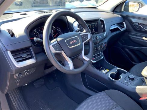 Used 2023 GMC Terrain SLE w/ Driver Convenience Package image 16