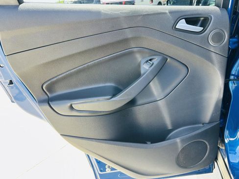 Used 2019 Ford Escape Titanium FWD image 23
