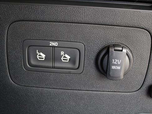 New 2026 Kia Sorento LX FWD image 11