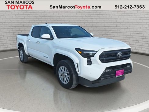Used 2024 Toyota Tacoma SR5 image 3