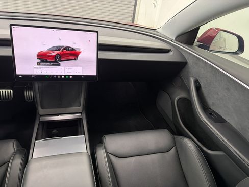 Used 2024 Tesla Model 3 Performance AWD/4WD image 27