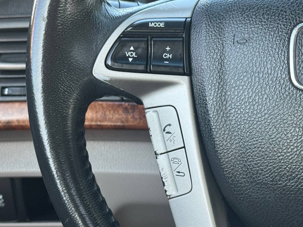 Used 2011 Honda Accord EX-L image 13