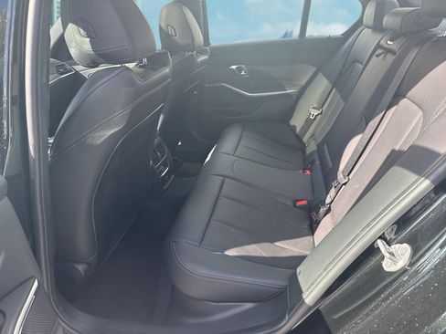 Used 2024 BMW 330i Sedan image 25