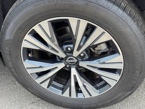 Certified 2023 Nissan Rogue SV AWD/4WD image 28