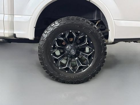 Used 2019 Ford F150 Limited w/ Trailer Tow Package AWD/4WD image 32