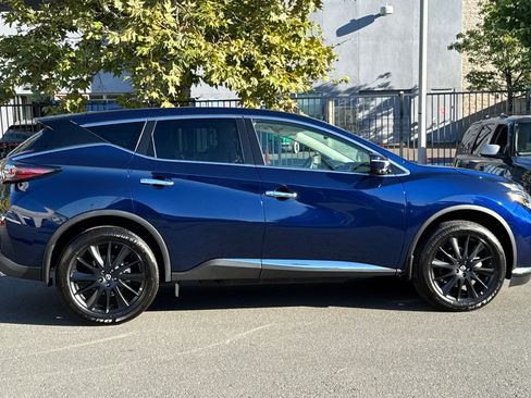 Used 2024 Nissan Murano SL image 3