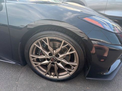 Used 2026 Chevrolet Corvette Stingray Premium Cpe w/ Z51 Performance Package RWD image 4