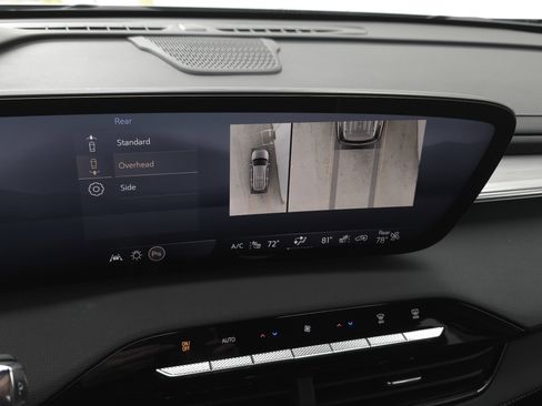 Used 2025 Buick Enclave Preferred image 18