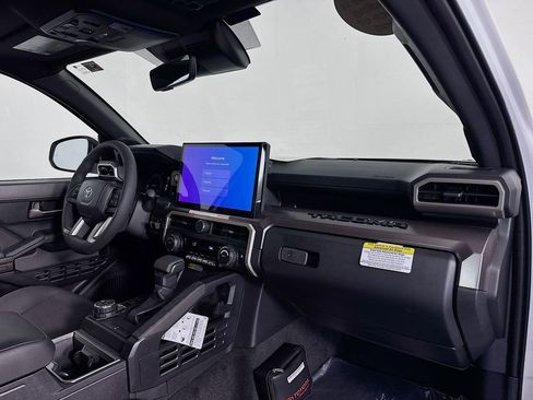 New 2025 Toyota Tacoma TRD Off-Road image 30