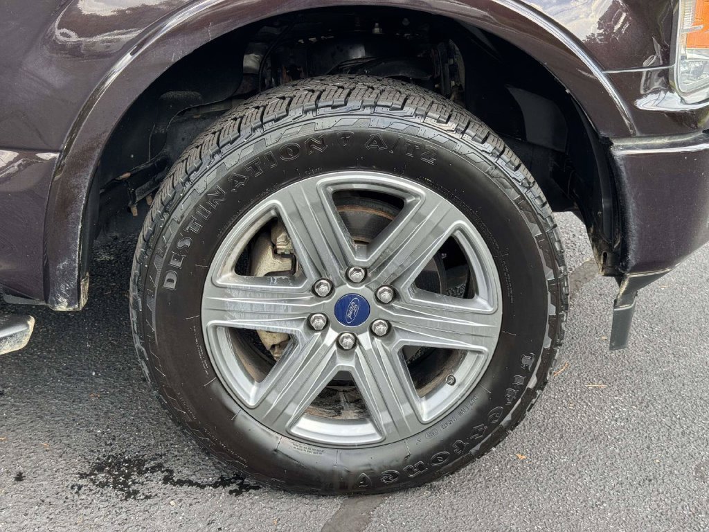 Used 2019 Ford F150 XLT w/ Equipment Group 302A Luxury AWD/4WD image 27