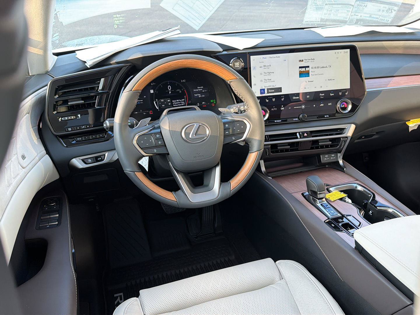 New 2026 Lexus RX 350 FWD image 19