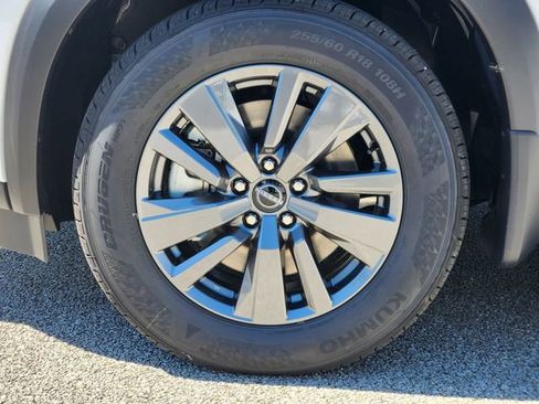 New 2025 Nissan Pathfinder SV w/ Cargo Package image 7