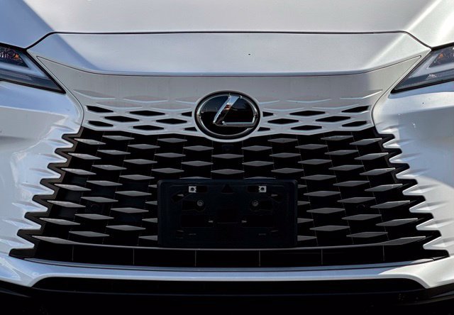 Used 2024 Lexus RX 350 Premium w/ Convenience Package AWD/4WD image 4